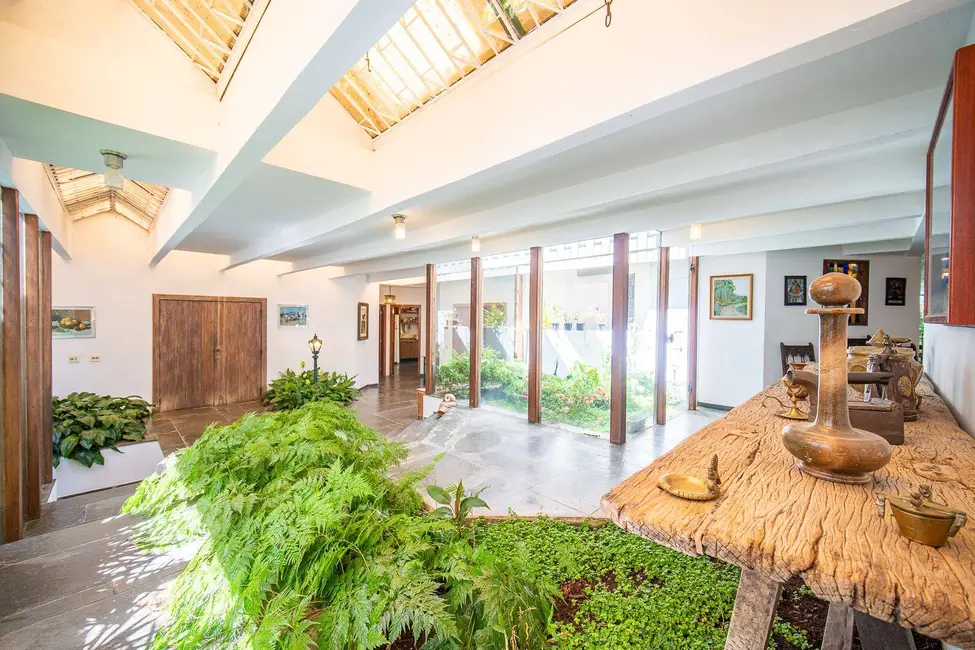Foto 4 de Casa com 5 quartos à venda, 3172m2 em Chácara Eliana, Cotia - SP