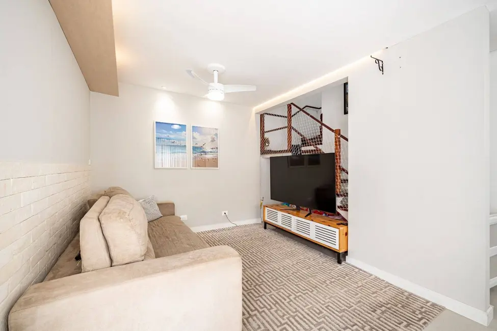 Foto 8 de Casa com 3 quartos à venda, 160m2 em Santana De Parnaiba - SP