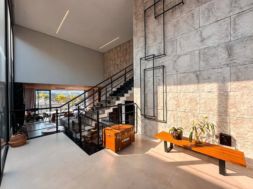 Casa com 4 quartos à venda, 442m2 em Tamboré, Santana De Parnaiba - SP - imagem 4 Foto 4 de Casa com 4 quartos à venda, 442m2 em Tamboré, Santana De Parnaiba - SP
