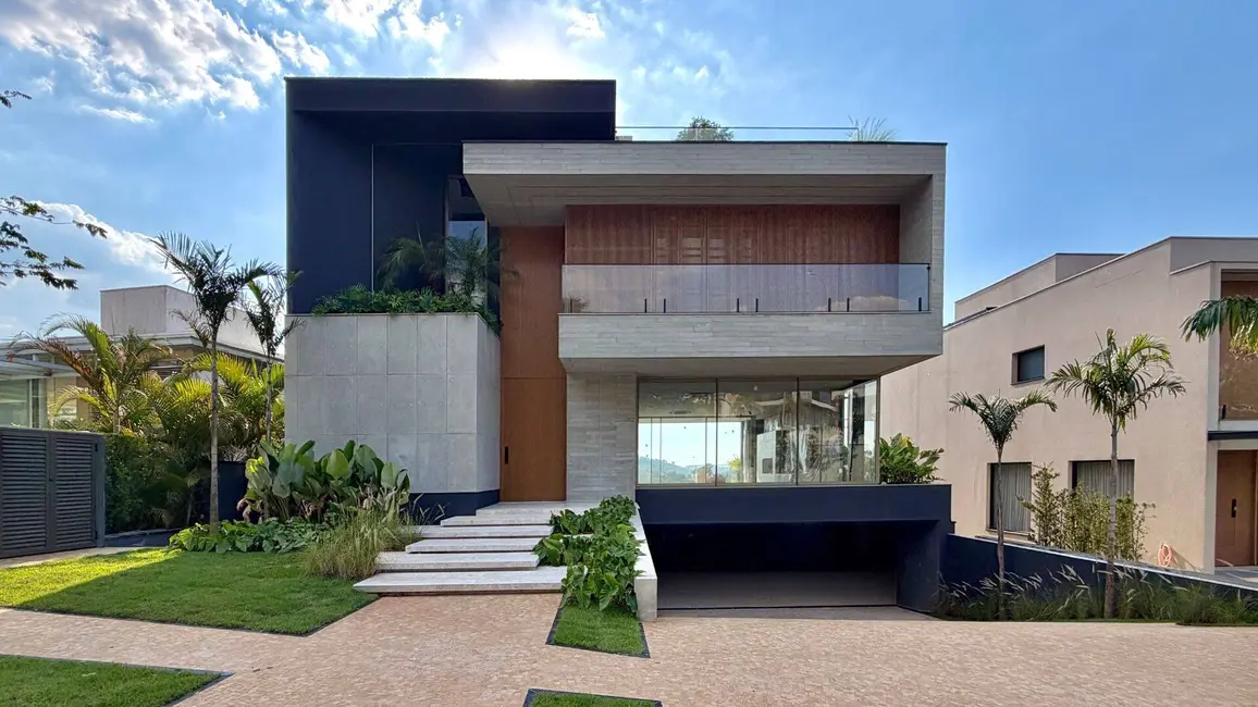Casa com 4 quartos à venda, 526m2 em Alphaville, Santana De Parnaiba - SP - imagem 3 Foto 3 de Casa com 4 quartos à venda, 526m2 em Alphaville, Santana De Parnaiba - SP
