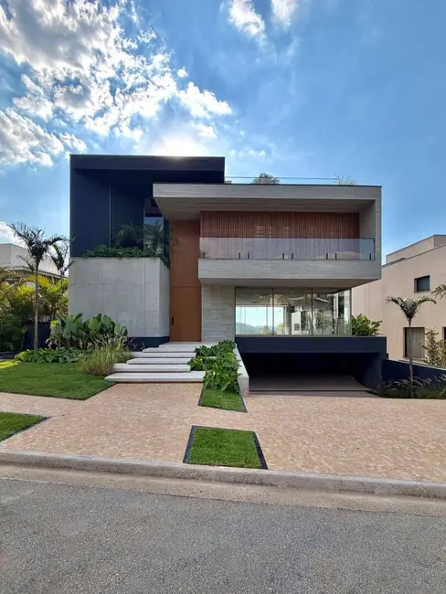 Casa com 4 quartos à venda, 526m2 em Alphaville, Santana De Parnaiba - SP - imagem 4 Foto 4 de Casa com 4 quartos à venda, 526m2 em Alphaville, Santana De Parnaiba - SP