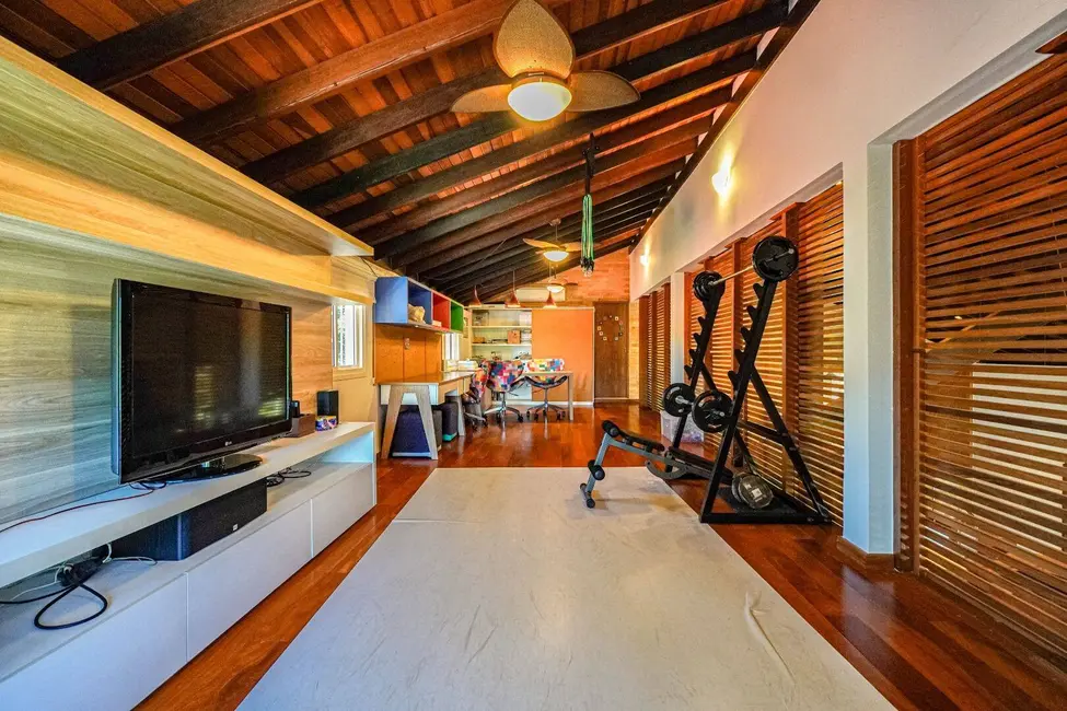 Foto 4 de Casa com 4 quartos à venda, 496m2 em Residencial Euroville, Carapicuiba - SP