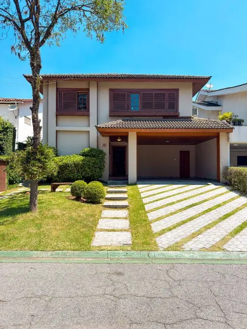 Casa com 4 quartos à venda, 270m2 em Alphaville, Santana De Parnaiba - SP - imagem 3 Foto 3 de Casa com 4 quartos à venda, 270m2 em Alphaville, Santana De Parnaiba - SP