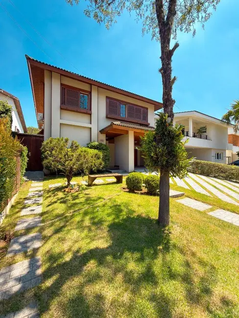 Casa com 4 quartos à venda, 270m2 em Alphaville, Santana De Parnaiba - SP - imagem 2 Foto 2 de Casa com 4 quartos à venda, 270m2 em Alphaville, Santana De Parnaiba - SP