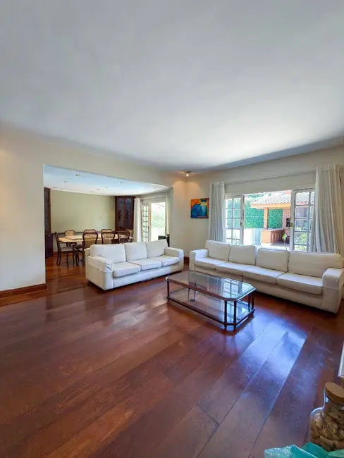 Casa com 4 quartos à venda, 270m2 em Alphaville, Santana De Parnaiba - SP - imagem 6 Foto 6 de Casa com 4 quartos à venda, 270m2 em Alphaville, Santana De Parnaiba - SP