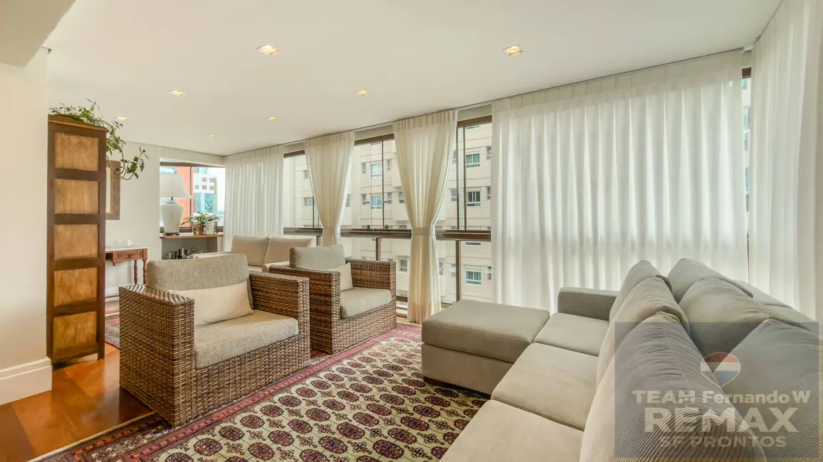 Apartamento com 3 quartos à venda, 287m2 em Barueri - SP - imagem 8 Foto 8 de Apartamento com 3 quartos à venda, 287m2 em Barueri - SP