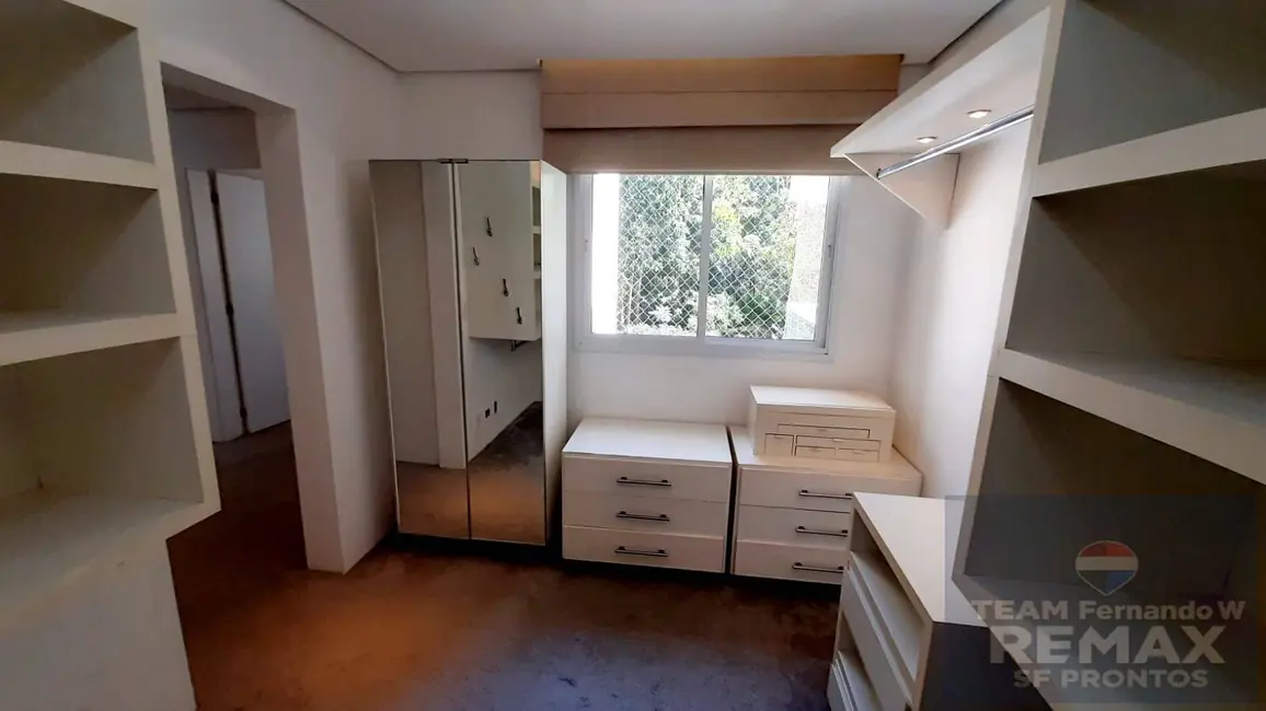Casa com 3 quartos à venda, 202m2 em Tamboré, Santana De Parnaiba - SP - imagem 4 Foto 4 de Casa com 3 quartos à venda, 202m2 em Tamboré, Santana De Parnaiba - SP