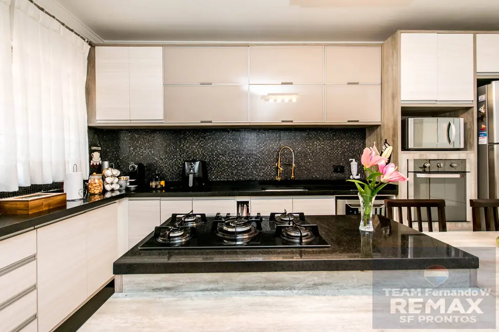Foto 8 de Casa com 2 quartos à venda, 82m2 em Parque Ipê, São Paulo - SP