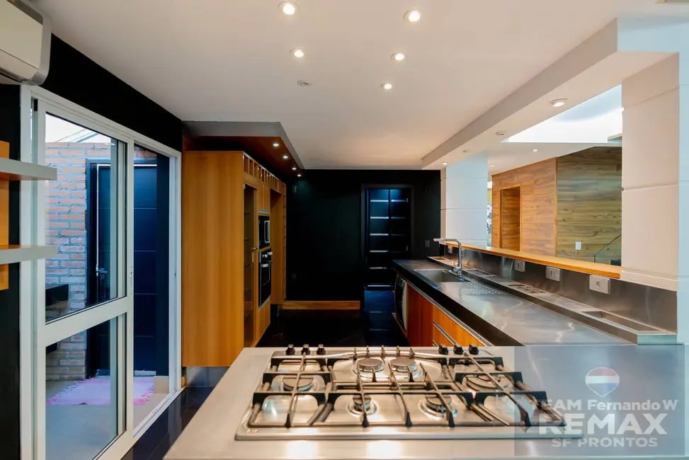 Casa com 3 quartos à venda, 280m2 em Tamboré, Santana De Parnaiba - SP - imagem 4 Foto 4 de Casa com 3 quartos à venda, 280m2 em Tamboré, Santana De Parnaiba - SP