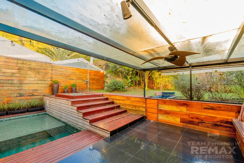 Casa com 3 quartos à venda, 280m2 em Tamboré, Santana De Parnaiba - SP - imagem 3 Foto 3 de Casa com 3 quartos à venda, 280m2 em Tamboré, Santana De Parnaiba - SP