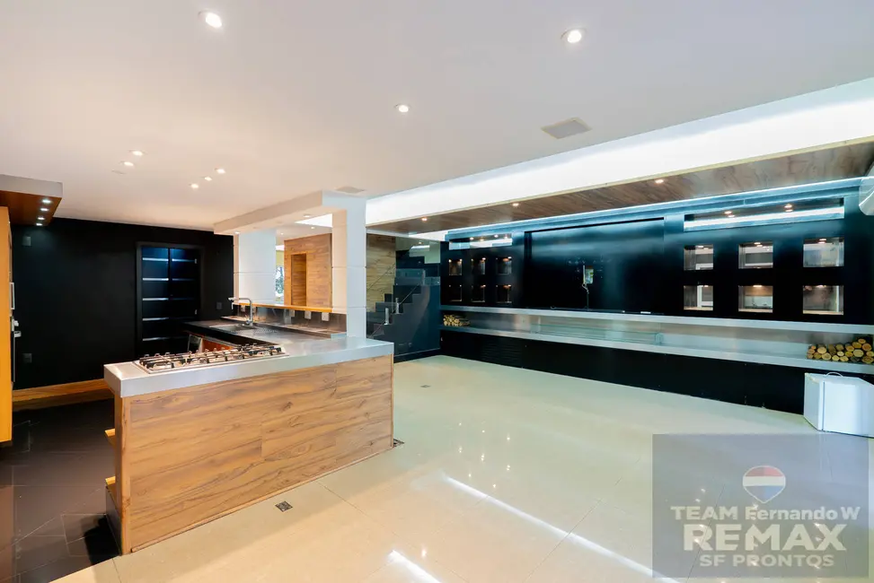 Casa com 3 quartos à venda, 280m2 em Tamboré, Santana De Parnaiba - SP - imagem 5 Foto 5 de Casa com 3 quartos à venda, 280m2 em Tamboré, Santana De Parnaiba - SP