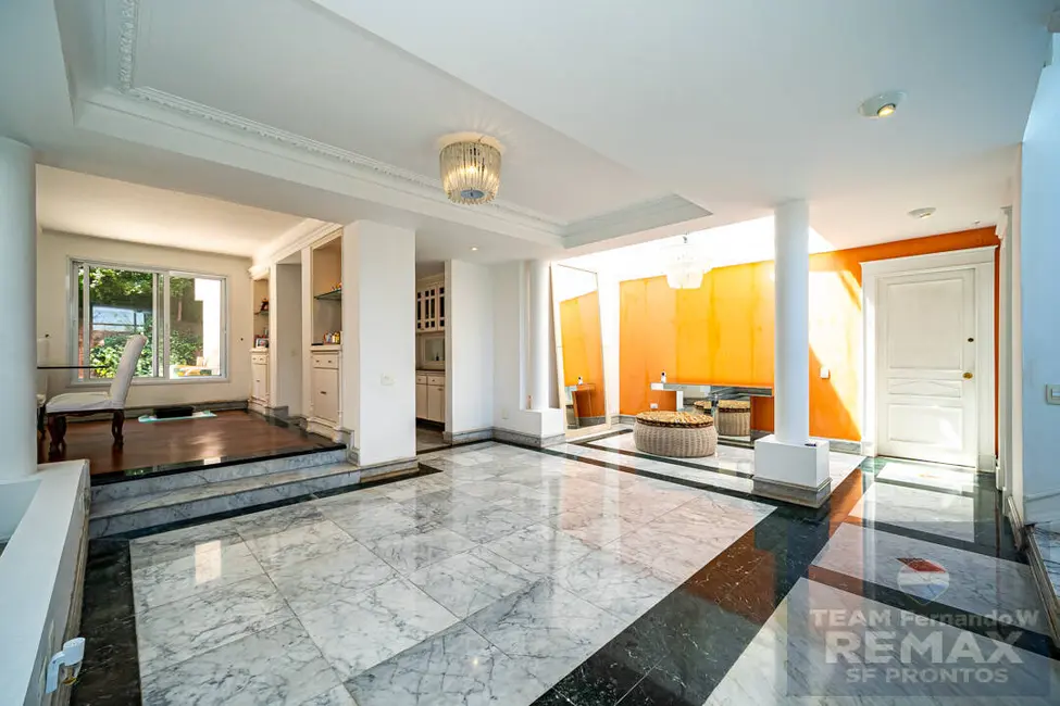 Casa com 4 quartos à venda, 2698m2 em Tamboré, Barueri - SP - imagem 2 Foto 2 de Casa com 4 quartos à venda, 2698m2 em Tamboré, Barueri - SP