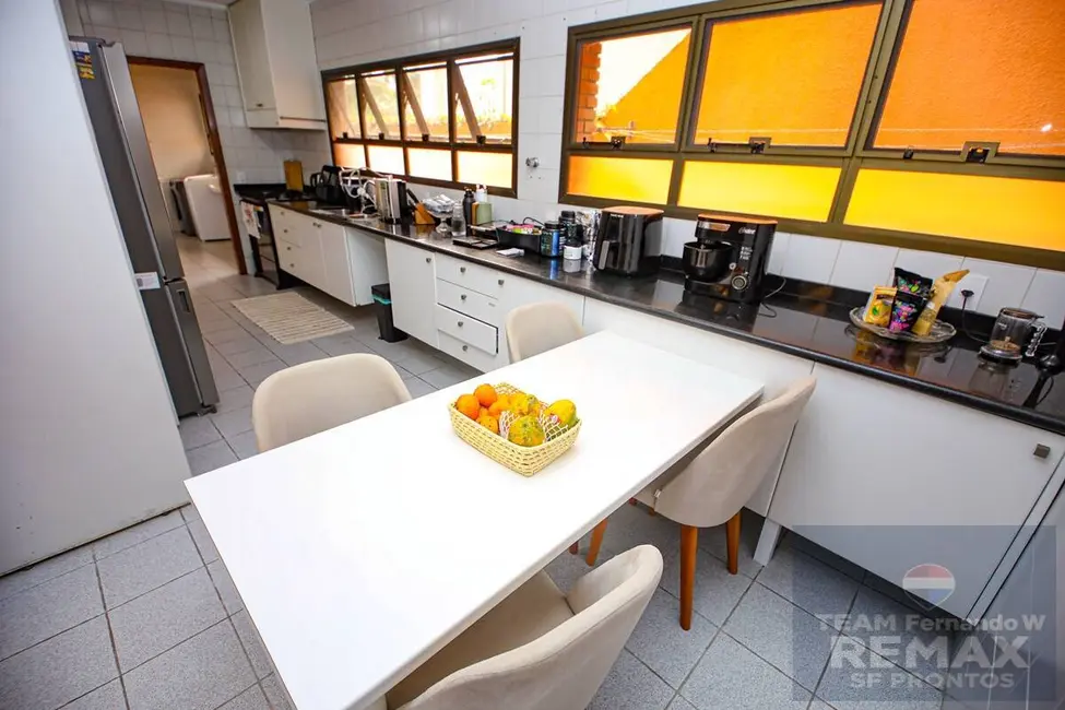 Casa com 4 quartos à venda, 560m2 em Alphaville, Santana De Parnaiba - SP - imagem 6 Foto 6 de Casa com 4 quartos à venda, 560m2 em Alphaville, Santana De Parnaiba - SP