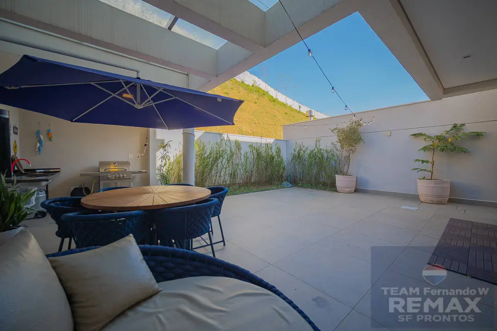 Casa com 3 quartos à venda, 295m2 em Tamboré, Santana De Parnaiba - SP - imagem 2 Foto 2 de Casa com 3 quartos à venda, 295m2 em Tamboré, Santana De Parnaiba - SP