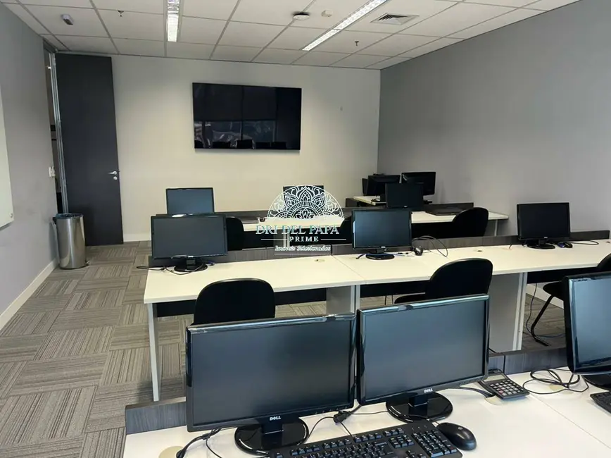 Sala Comercial à venda e para alugar, 569m2 em Chácara Santo Antônio (Zona Sul), São Paulo - SP - imagem 5 Foto 5 de Sala Comercial à venda e para alugar, 569m2 em Chácara Santo Antônio (Zona Sul), São Paulo - SP