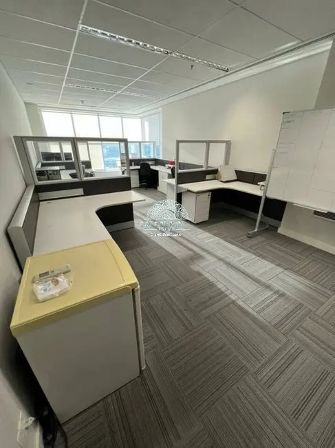 Sala Comercial à venda e para alugar, 569m2 em Chácara Santo Antônio (Zona Sul), São Paulo - SP - imagem 1 Foto 1 de Sala Comercial à venda e para alugar, 569m2 em Chácara Santo Antônio (Zona Sul), São Paulo - SP