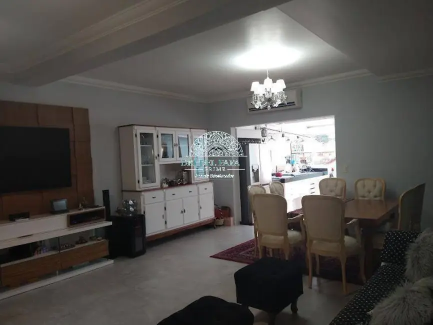 Casa com 3 quartos à venda, 220m2 em Jardim Londrina, São Paulo - SP - imagem 2 Foto 2 de Casa com 3 quartos à venda, 220m2 em Jardim Londrina, São Paulo - SP