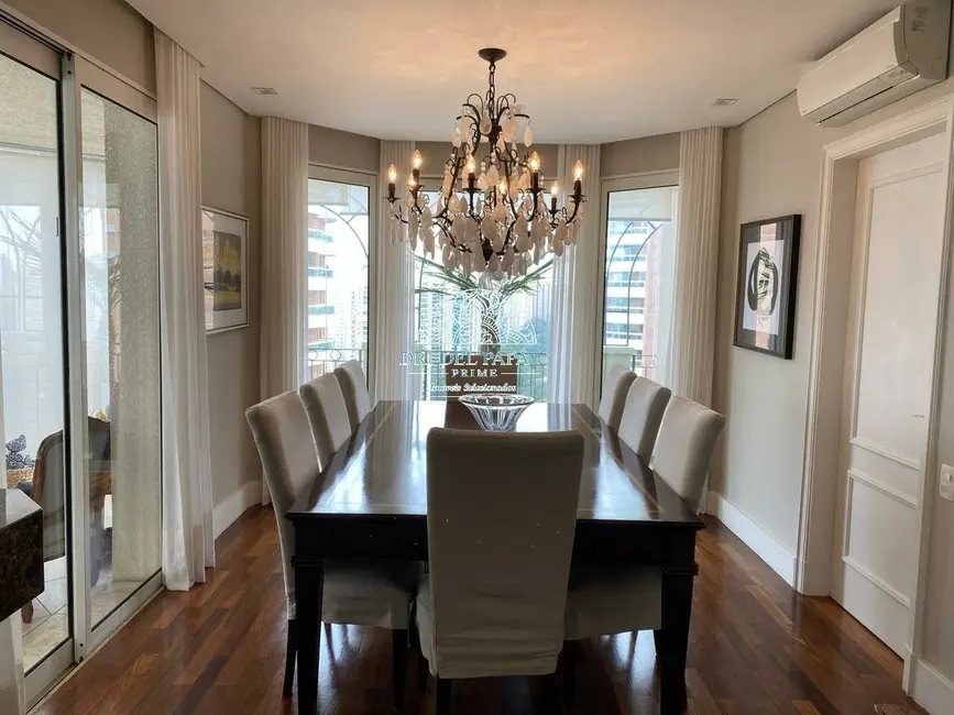 Foto 4 de Apartamento com 3 quartos à venda, 260m2 em Jardim Fonte do Morumbi, São Paulo - SP
