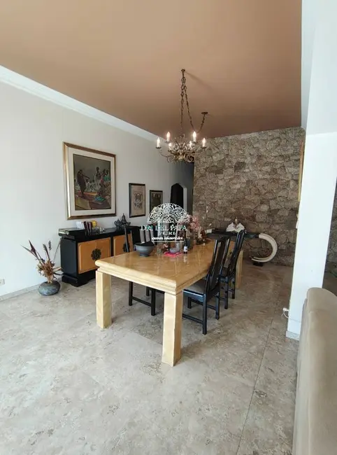 Casa com 5 quartos à venda e para alugar, 675m2 em Interlagos, São Paulo - SP - imagem 6 Foto 6 de Casa com 5 quartos à venda e para alugar, 675m2 em Interlagos, São Paulo - SP