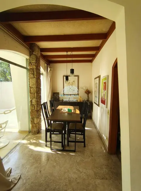 Casa com 5 quartos à venda e para alugar, 675m2 em Interlagos, São Paulo - SP - imagem 3 Foto 3 de Casa com 5 quartos à venda e para alugar, 675m2 em Interlagos, São Paulo - SP