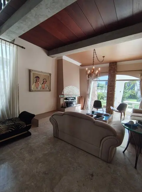 Casa com 5 quartos à venda e para alugar, 675m2 em Interlagos, São Paulo - SP - imagem 2 Foto 2 de Casa com 5 quartos à venda e para alugar, 675m2 em Interlagos, São Paulo - SP