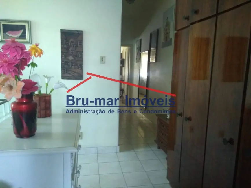 Foto 8 de Casa com 3 quartos à venda, 201m2 em Gonzaga, Santos - SP
