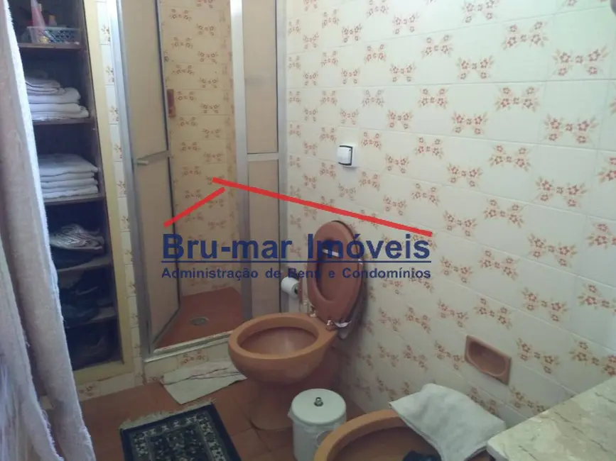 Foto 6 de Casa com 3 quartos à venda, 201m2 em Gonzaga, Santos - SP