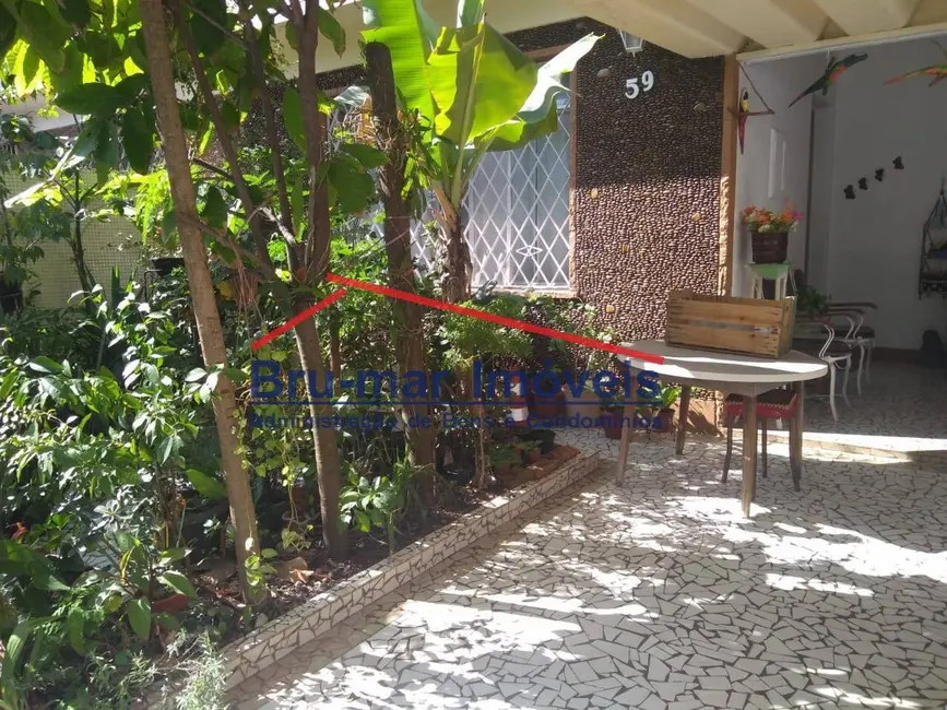 Foto 1 de Casa com 3 quartos à venda, 201m2 em Gonzaga, Santos - SP