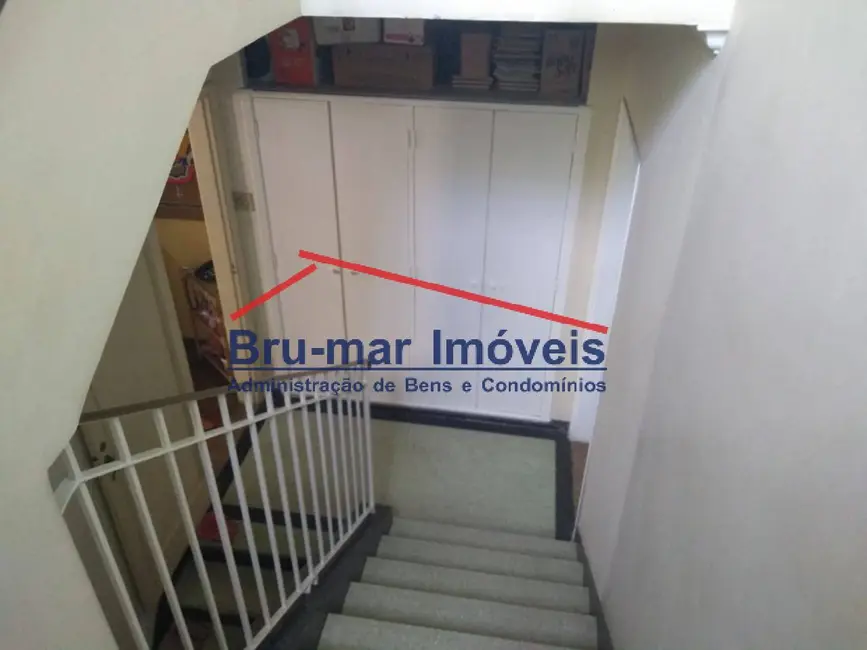 Foto 3 de Casa com 3 quartos à venda, 201m2 em Gonzaga, Santos - SP