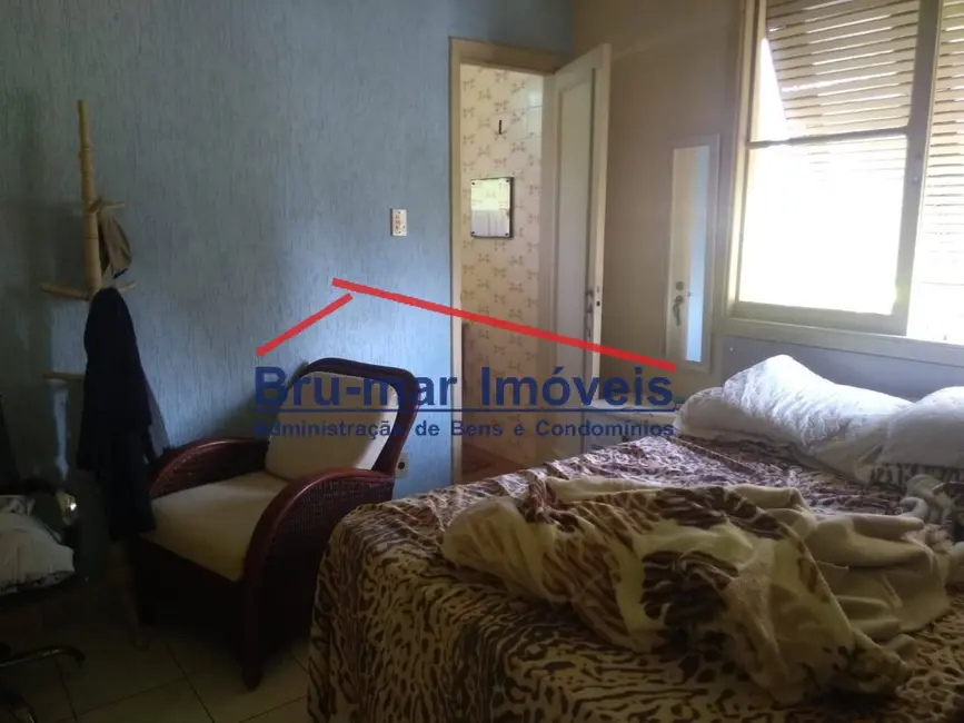 Foto 4 de Casa com 3 quartos à venda, 201m2 em Gonzaga, Santos - SP
