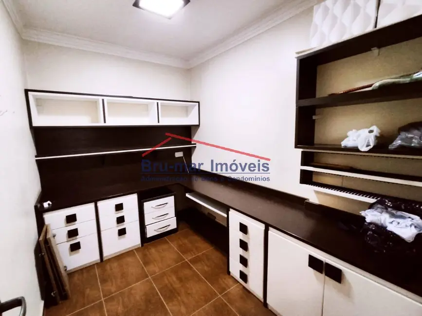 Apartamento com 3 quartos para alugar, 174m2 em Ponta da Praia, Santos - SP - imagem 7 Foto 7 de Apartamento com 3 quartos para alugar, 174m2 em Ponta da Praia, Santos - SP