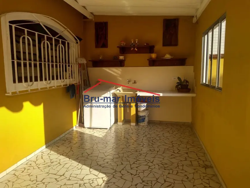 Foto 1 de Sobrado com 4 quartos à venda, 272m2 em Vila São Jorge, Sao Vicente - SP