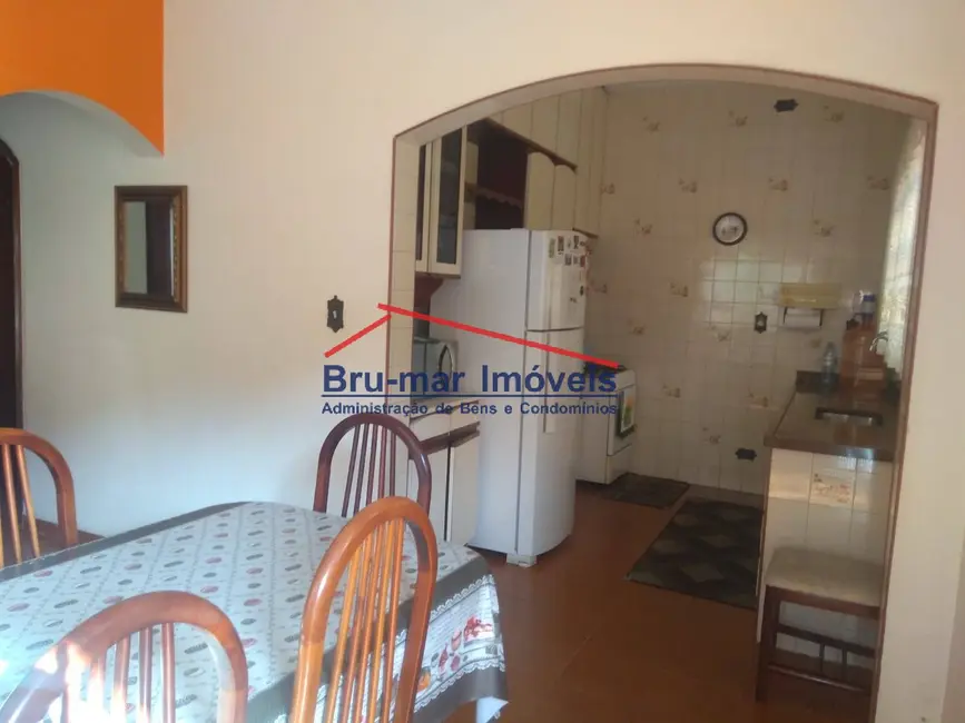 Foto 8 de Sobrado com 4 quartos à venda, 272m2 em Vila São Jorge, Sao Vicente - SP
