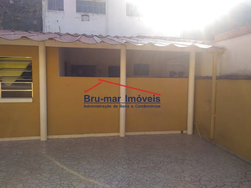 Foto 9 de Sobrado com 4 quartos à venda, 272m2 em Vila São Jorge, Sao Vicente - SP