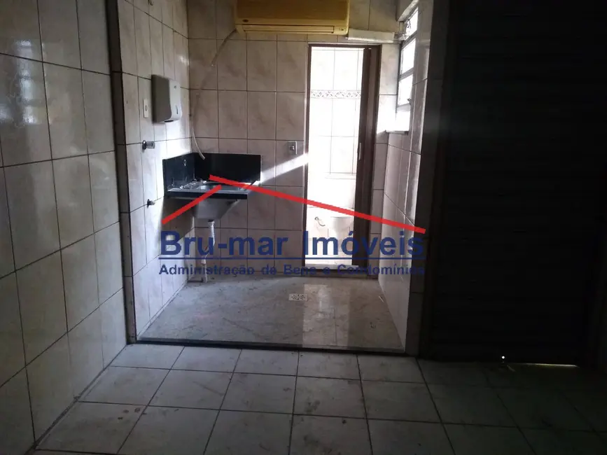 Foto 9 de Sobrado com 3 quartos à venda, 150m2 em Embaré, Santos - SP