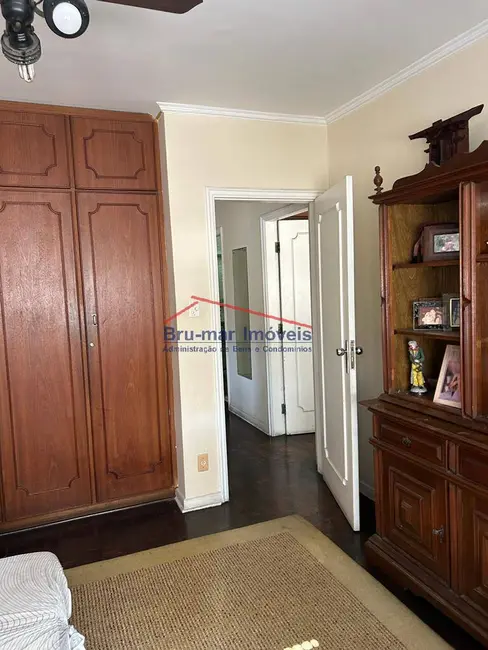 Foto 9 de Casa com 3 quartos à venda, 283m2 em Pompéia, Santos - SP