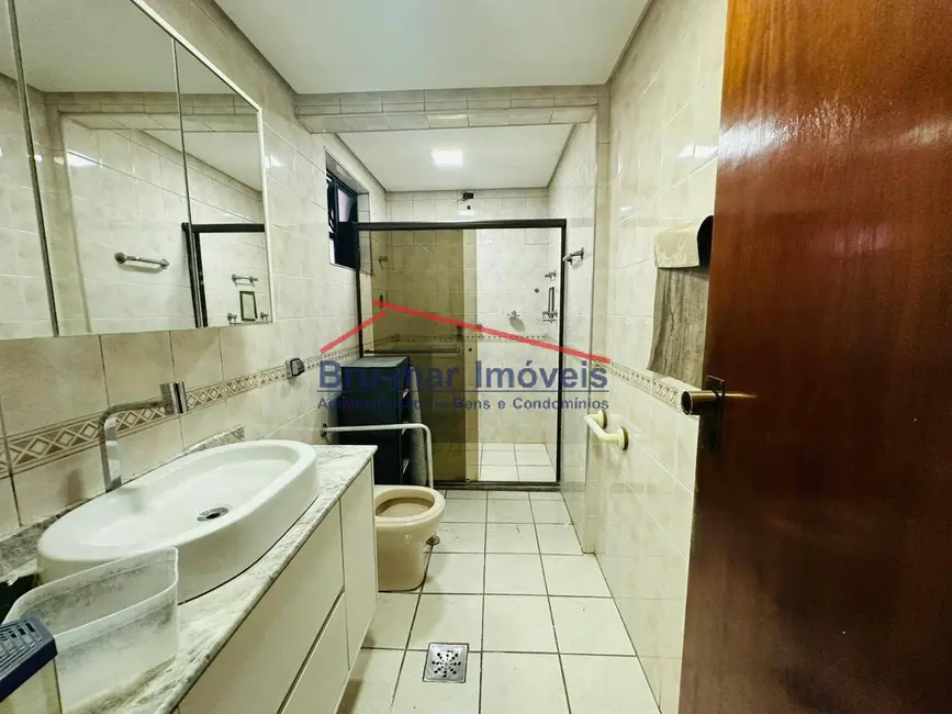 Apartamento com 3 quartos à venda, 146m2 em Pompéia, Santos - SP - imagem 8 Foto 8 de Apartamento com 3 quartos à venda, 146m2 em Pompéia, Santos - SP