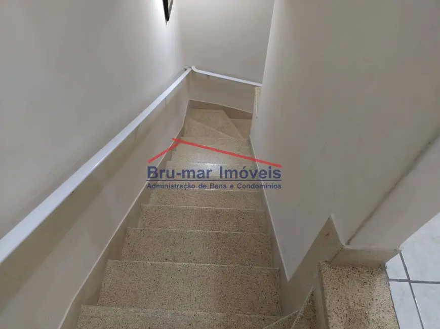 Sobrado com 3 quartos à venda, 167m2 em Boqueirão, Santos - SP - imagem 4 Foto 4 de Sobrado com 3 quartos à venda, 167m2 em Boqueirão, Santos - SP
