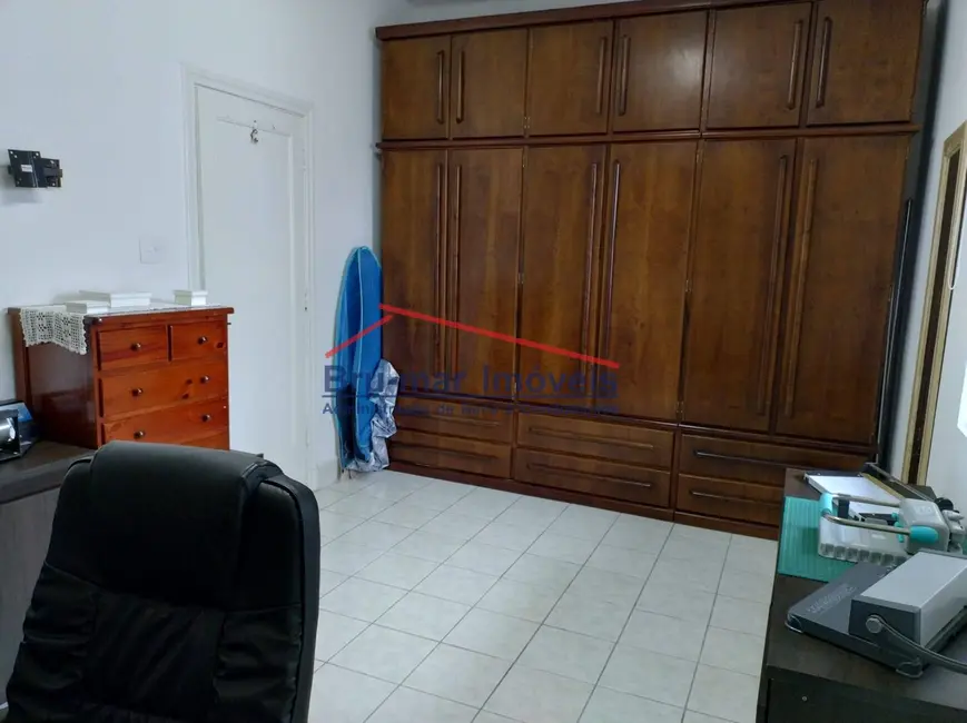 Sobrado com 3 quartos à venda, 167m2 em Boqueirão, Santos - SP - imagem 5 Foto 5 de Sobrado com 3 quartos à venda, 167m2 em Boqueirão, Santos - SP