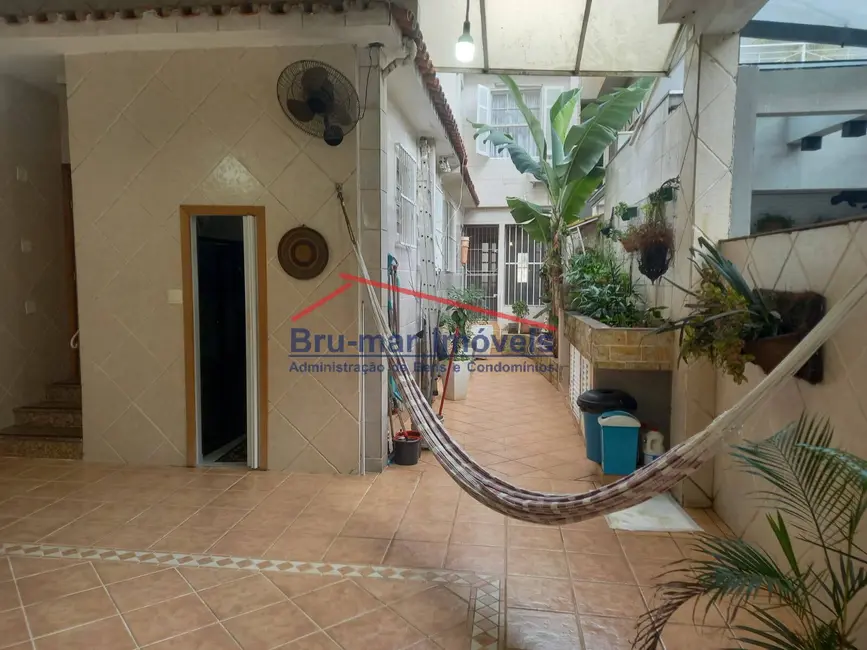 Foto 6 de Sobrado com 3 quartos à venda, 260m2 em Vila Belmiro, Santos - SP