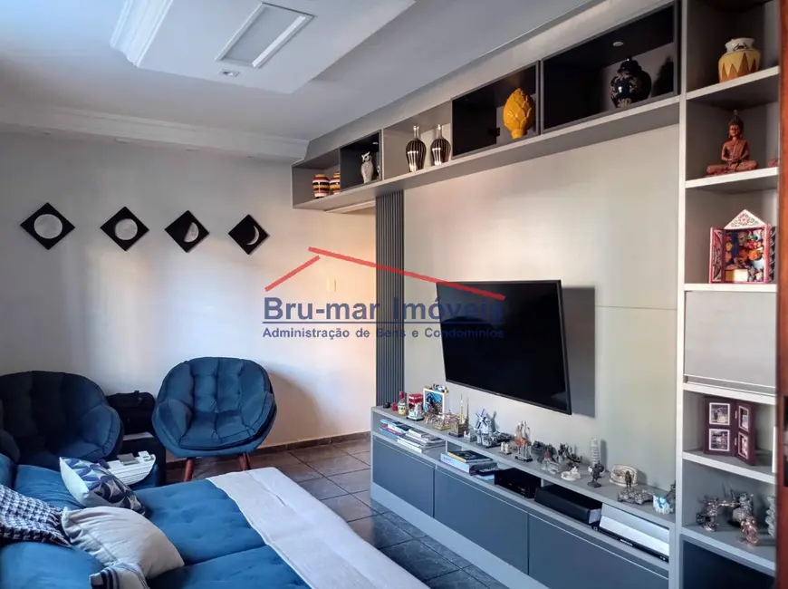 Foto 3 de Sobrado com 3 quartos à venda, 186m2 em Embaré, Santos - SP
