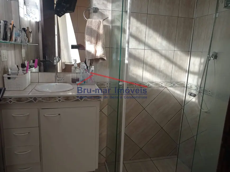 Foto 9 de Sobrado com 3 quartos à venda, 186m2 em Embaré, Santos - SP
