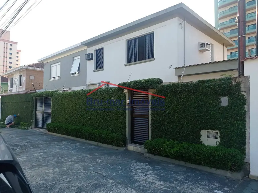 Foto 2 de Sobrado com 3 quartos à venda, 186m2 em Embaré, Santos - SP