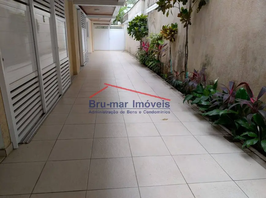 Foto 2 de Casa com 2 quartos à venda, 115m2 em José Menino, Santos - SP