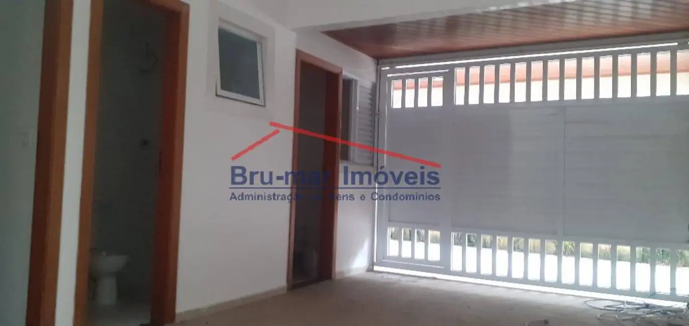 Foto 4 de Casa com 2 quartos à venda, 115m2 em Embaré, Santos - SP