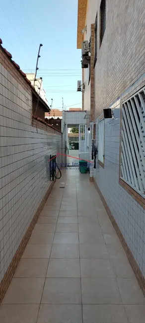 Foto 3 de Casa com 3 quartos à venda, 126m2 em Marapé, Santos - SP