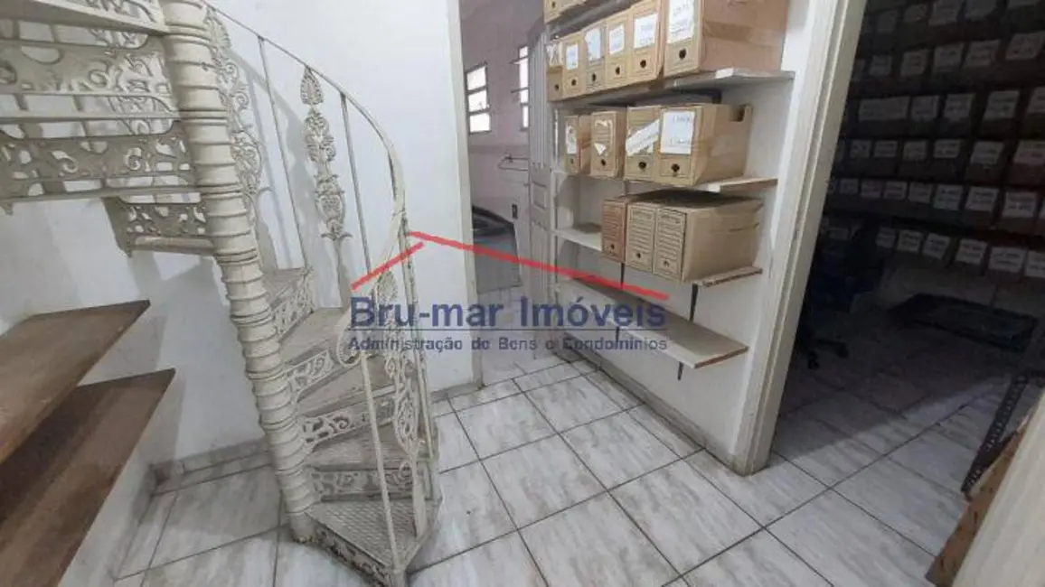 Foto 4 de Sobrado com 3 quartos à venda, 180m2 em Vila Mathias, Santos - SP