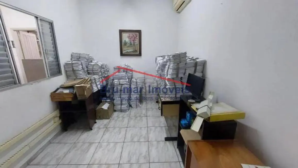 Foto 2 de Sobrado com 3 quartos à venda, 180m2 em Vila Mathias, Santos - SP