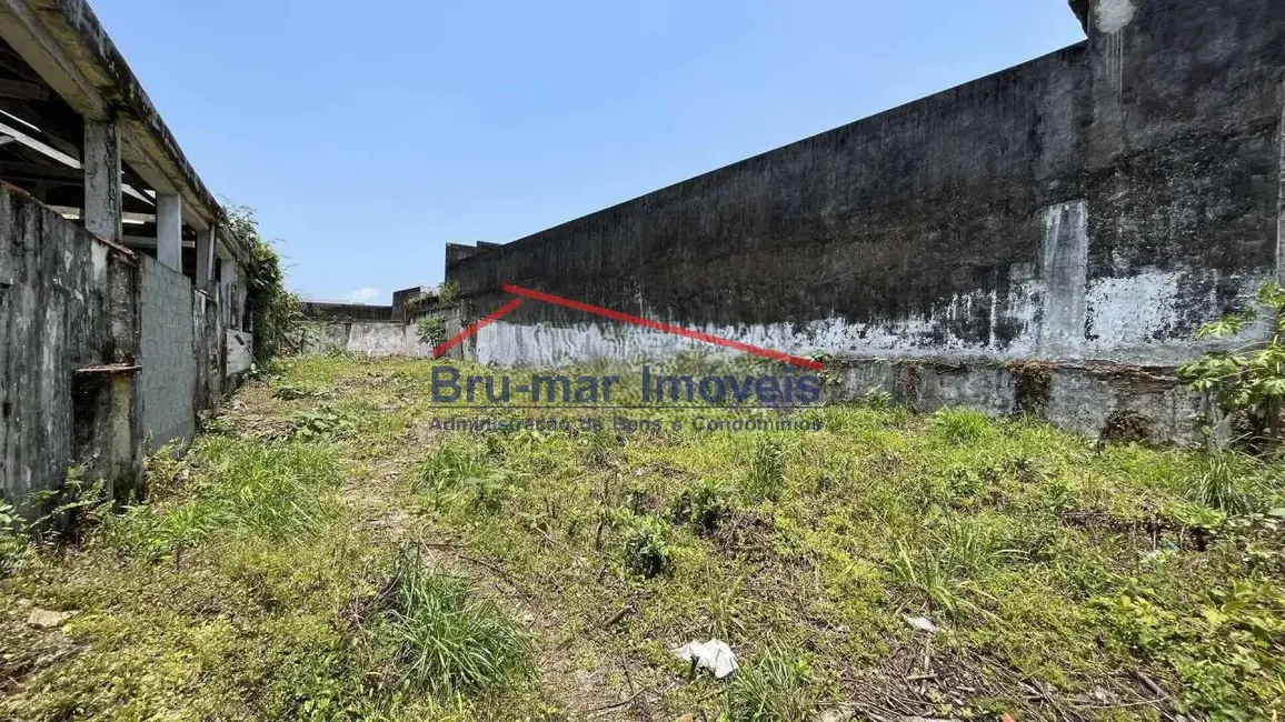 Terreno / Lote à venda, 1100m2 em Vila Mathias, Santos - SP - imagem 8 Foto 8 de Terreno / Lote à venda, 1100m2 em Vila Mathias, Santos - SP