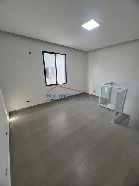 Foto 2 de Casa com 2 quartos à venda, 73m2 em Embaré, Santos - SP